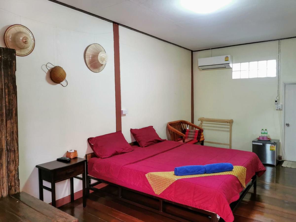 Baan Khun Ya Ayutthaya 호텔 외부 사진